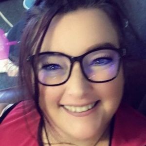 Meet your Posher, Josette